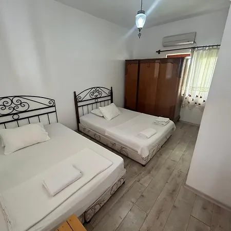 Bayraktar Konağı Center 3* Demre