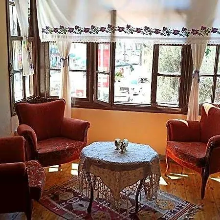 بيت ريفي Bayraktar Konagi Center 3*