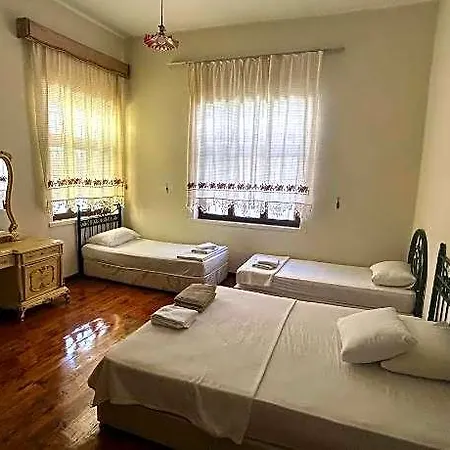 Bayraktar Konagi Center 3*