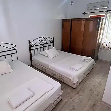 بيت ريفي Bayraktar Konagi Center 3*